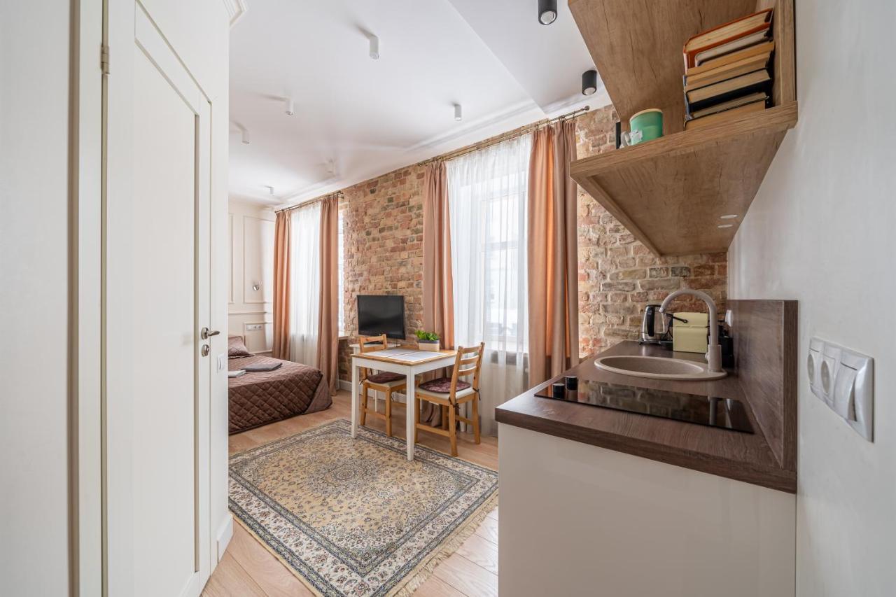 Stylish Studio Close To City Center, Cafes & Parks & Local Dining Riga Luaran gambar