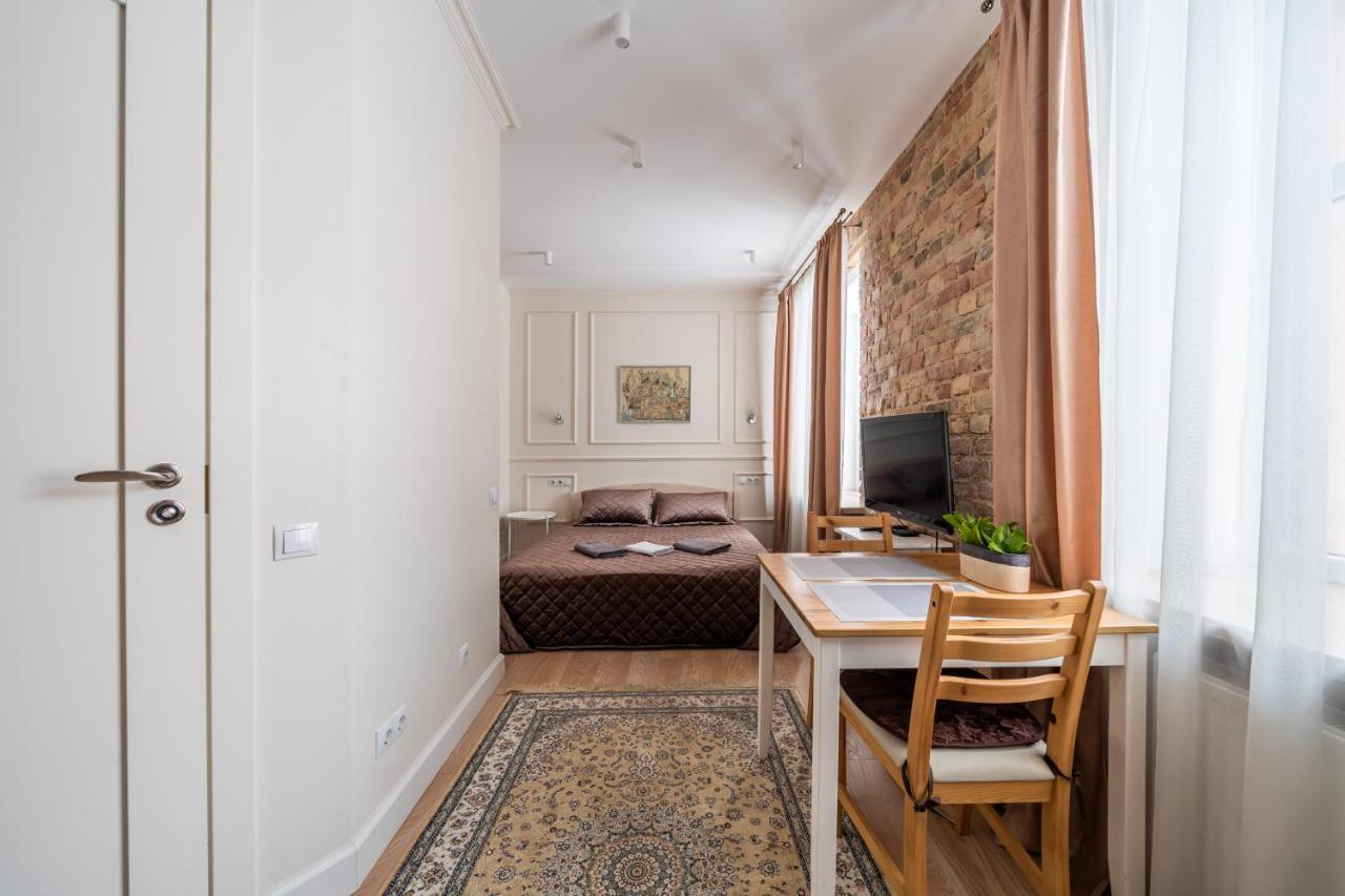 Stylish Studio Close To City Center, Cafes & Parks & Local Dining Riga Luaran gambar